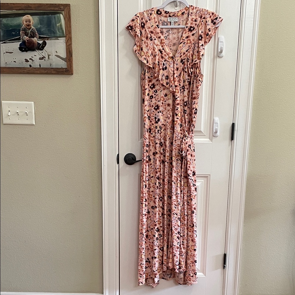 Sofia by Sofia Vergara Peach Floral Maxi Full Wrap Dress